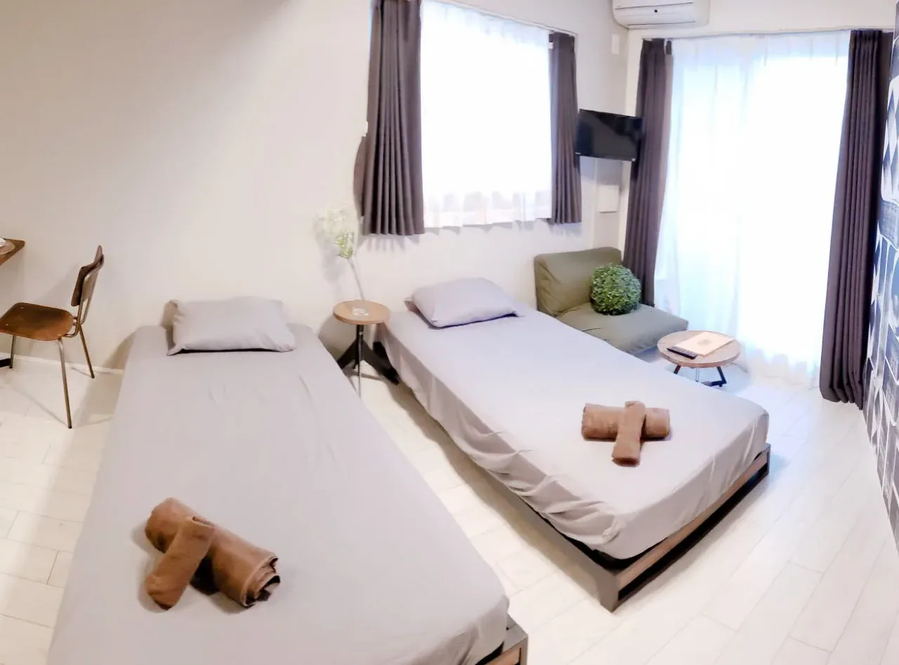 AOCA TOKYO KAMINOGE 302