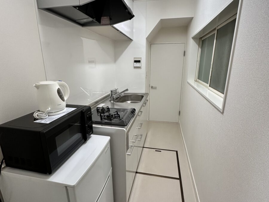 5a5b8190 0789 40a8 9880 2d4241ffcdc8