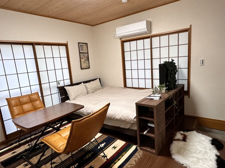 c57b8933 6494 40fb 8b5a 5800efee6cfc